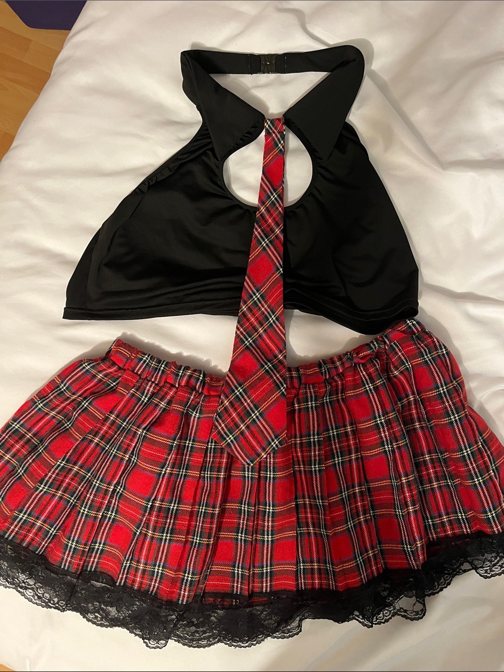 Sexy Red Plaid Mini Skirt Set with Black Halter Top and Tie